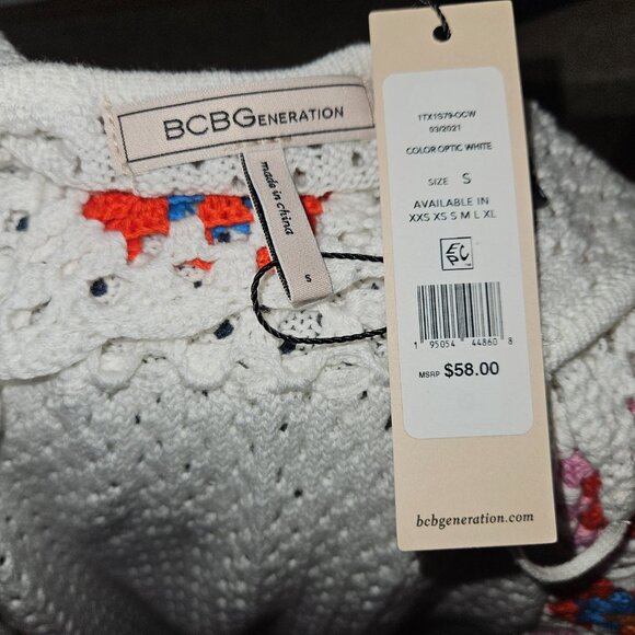BCBGeneration White & Floral Crochet Top - Picture 3 of 3